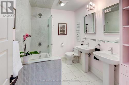 1399 Elaine Trail, Mississauga, ON - Indoor Photo Showing Bathroom