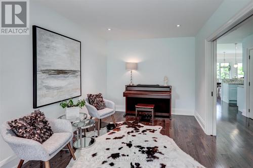 1399 Elaine Trail, Mississauga, ON - Indoor Photo Showing Living Room