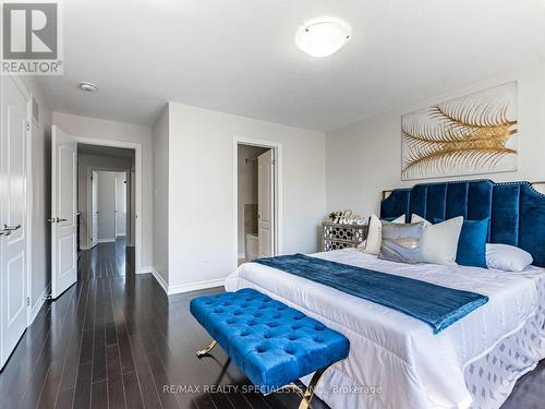 7 Loomis Road, Brampton (Northwest Brampton), ON - Indoor Photo Showing Bedroom