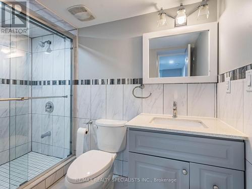 7 Loomis Road, Brampton (Northwest Brampton), ON - Indoor Photo Showing Bathroom