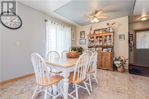 331527 Southgate Sideroad 33, Southgate, ON - Indoor Photo Showing Dining Room