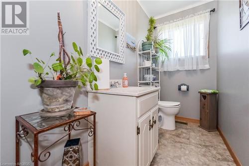 331527 Southgate Sideroad 33, Southgate, ON - Indoor Photo Showing Bathroom