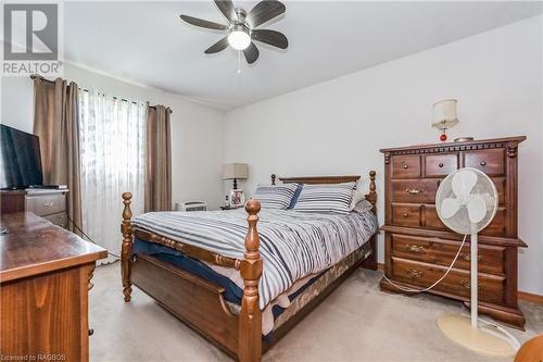 331527 Southgate Sideroad 33, Southgate, ON - Indoor Photo Showing Bedroom