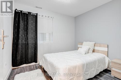 106 - 288 Albert Street, Waterloo, ON - Indoor Photo Showing Bedroom