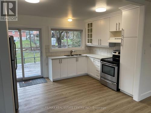 56 William Street, Orangeville, ON - Indoor Photo Showing Kitchen With Double Sink