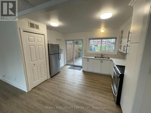 56 William Street, Orangeville, ON - Indoor Photo Showing Kitchen With Double Sink