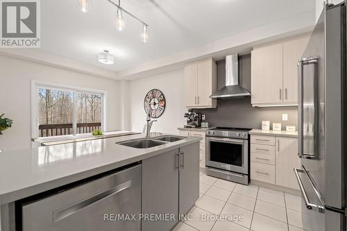 29 Oliana Way, Brampton (Bram West), ON - Indoor Photo Showing Kitchen With Double Sink