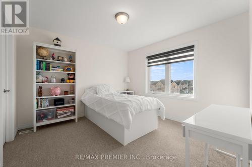 29 Oliana Way, Brampton, ON - Indoor Photo Showing Bedroom