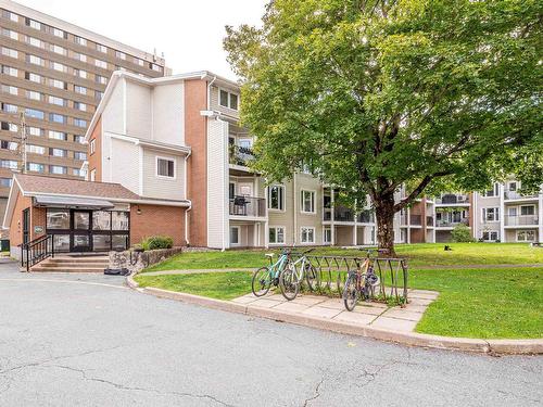 319 2070 Quingate Place, Halifax, NS 