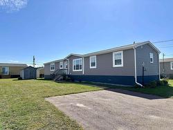 43 Kenzie Myers Avenue  Summerside, PE C1N 0G8