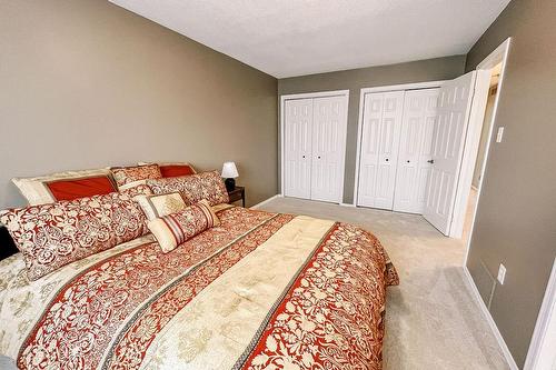 170 Candlewood Drive, Hamilton, ON - Indoor Photo Showing Bedroom