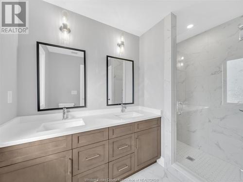 2572 Mayfair, Lasalle, ON - Indoor Photo Showing Bathroom