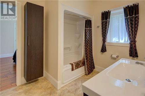 19 Wiltse Street E, Athens, ON - Indoor Photo Showing Bathroom