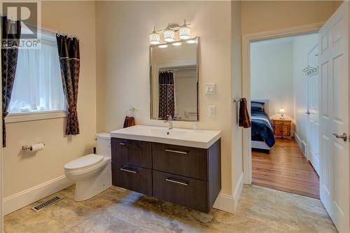 19 Wiltse Street E, Athens, ON - Indoor Photo Showing Bathroom