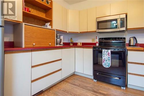 1221 Drummond Concession 1 Road, Perth, ON - Indoor Photo Showing Kitchen