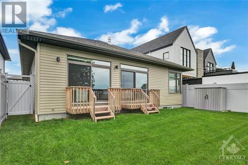 608 Gendarme Circle, Ottawa, ON - Outdoor