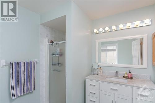 14 Maple Stand Way, Ottawa, ON - Indoor Photo Showing Bathroom