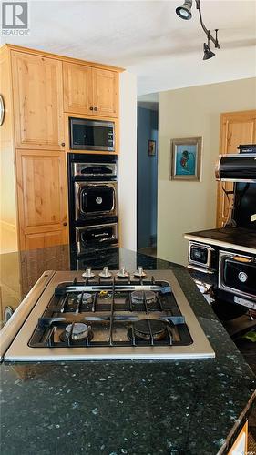 311 W 1St Street, Alida, SK - Indoor Photo Showing Kitchen