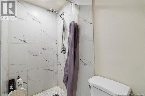 26 Arthur Street, Moncton, NB - Indoor Photo Showing Bathroom