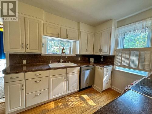 4 Hall Street, Gore Bay, Manitoulin Island, ON - Indoor Photo Showing Kitchen