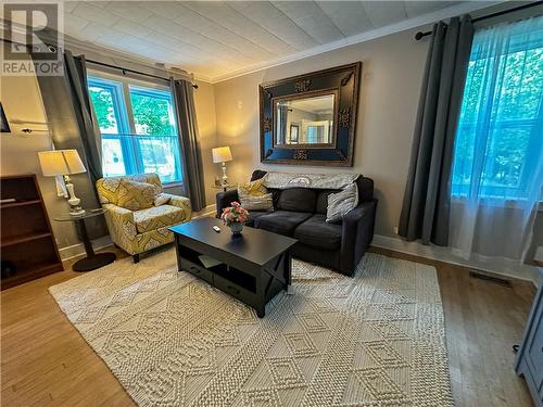 4 Hall Street, Gore Bay, Manitoulin Island, ON - Indoor Photo Showing Living Room