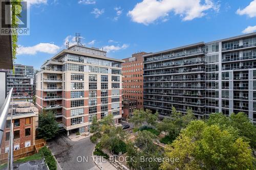 616 - 478 King Street W, Toronto (Waterfront Communities), ON - Outdoor With Balcony With Facade