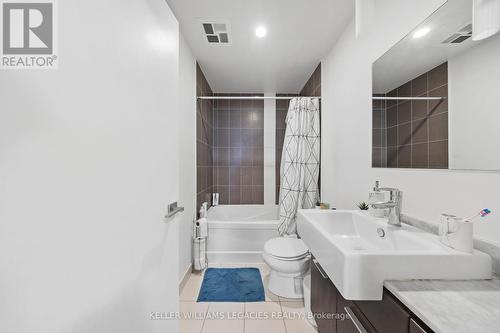 413 - 770 Bay Street, Toronto (Bay Street Corridor), ON - Indoor Photo Showing Bathroom