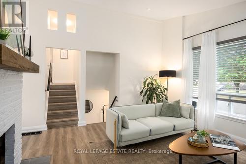 4 Benorama Crescent, Toronto, ON - Indoor Photo Showing Living Room With Fireplace