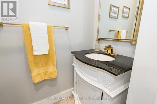 94 42Nd Street S, Wasaga Beach, ON - Indoor Photo Showing Bathroom