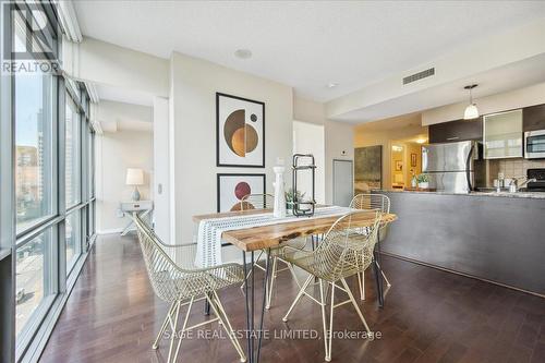 902 - 37 Grosvenor Street, Toronto (Bay Street Corridor), ON - Indoor Photo Showing Dining Room