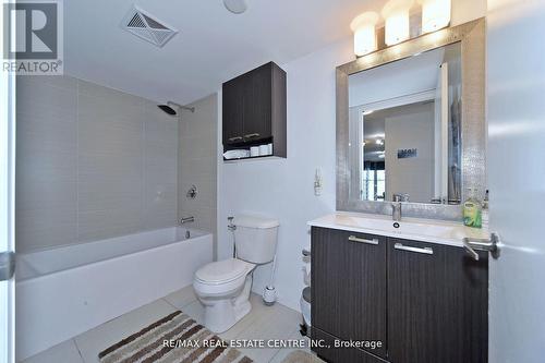 612 - 2150 Lawrence Avenue, Toronto (Wexford-Maryvale), ON - Indoor Photo Showing Bathroom