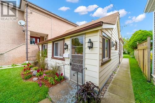 197 South Woodrow Boulevard, Toronto (Birchcliffe-Cliffside), ON - Outdoor