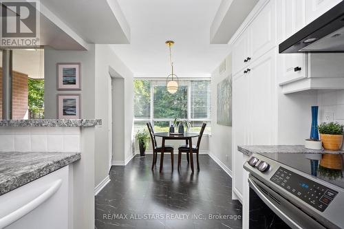 104 - 55 The Boardwalk Way, Markham (Greensborough), ON - Indoor Photo Showing Kitchen