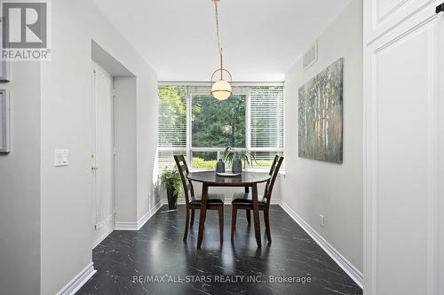 104 - 55 The Boardwalk Way, Markham (Greensborough), ON - Indoor Photo Showing Dining Room