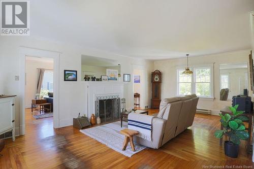 17 Westfield Crescent, Grand Bay-Westfield, NB - Indoor Photo Showing Living Room With Fireplace