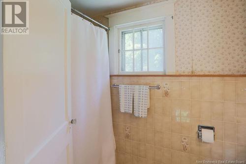 17 Westfield Crescent, Grand Bay-Westfield, NB - Indoor Photo Showing Bathroom