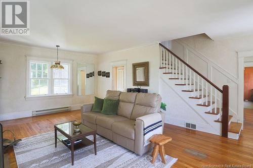 17 Westfield Crescent, Grand Bay-Westfield, NB - Indoor Photo Showing Living Room