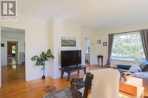 17 Westfield Crescent, Grand Bay-Westfield, NB - Indoor Photo Showing Living Room