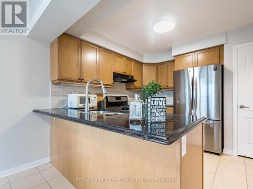 62 Memory Lane, Brampton, ON - Indoor Photo Showing Kitchen With Double Sink