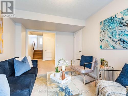 62 Memory Lane, Brampton, ON - Indoor Photo Showing Living Room