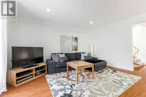 390 Satok Crescent, Milton (Timberlea), ON - Indoor Photo Showing Living Room