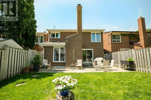 390 Satok Crescent, Milton (Timberlea), ON - Outdoor