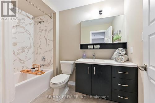 3199 William Coltson Avenue, Oakville, ON - Indoor Photo Showing Bathroom