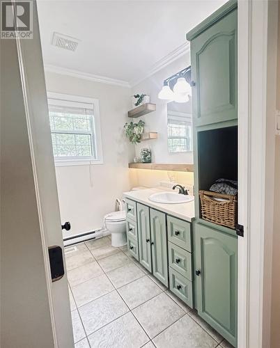 61 Main Street, Kings Point, NL - Indoor Photo Showing Bathroom