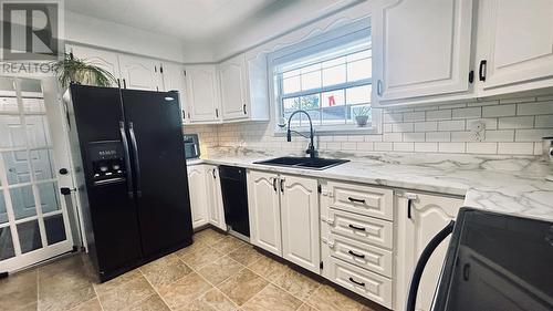 61 Main Street, Kings Point, NL - Indoor Photo Showing Kitchen With Double Sink With Upgraded Kitchen