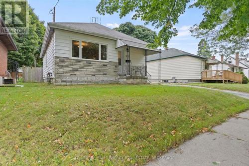 215 Greenwood Avenue, Oshawa (Vanier), ON - Outdoor