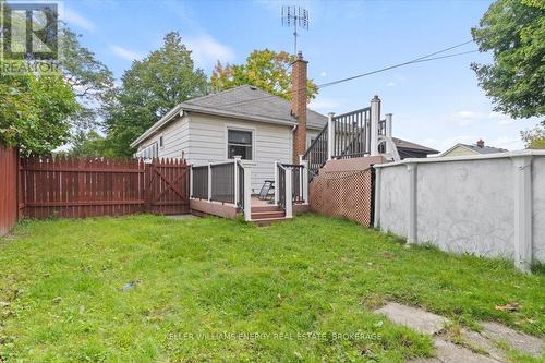 215 Greenwood Avenue, Oshawa (Vanier), ON - Outdoor