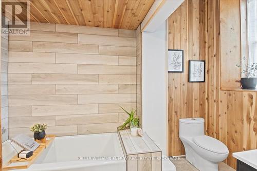 574 Glen Ross Road, Quinte West, ON - Indoor Photo Showing Bathroom