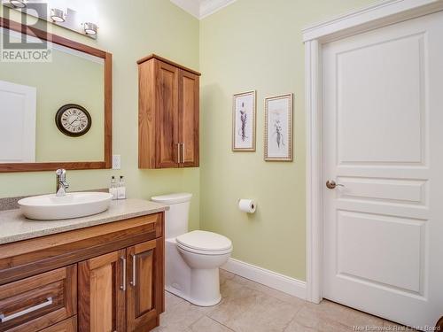 118 Sarahs Lane, Fredericton, NB - Indoor Photo Showing Bathroom