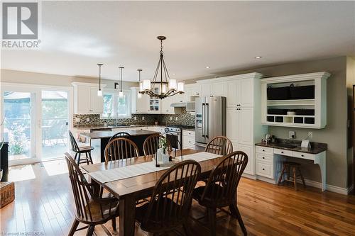 377 Peel Street E, Southampton, ON - Indoor Photo Showing Dining Room